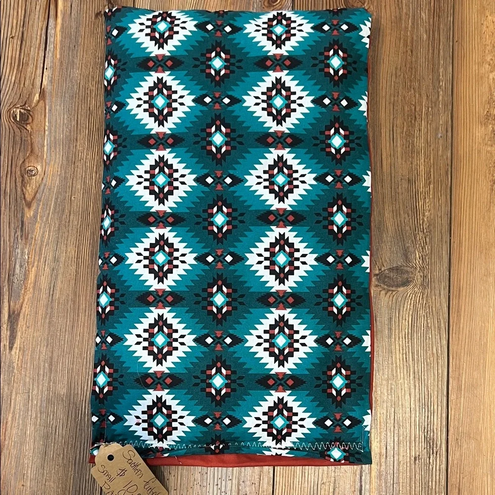 Beautiful extra small pet crate pad. Southwestern design by southern for a baby.